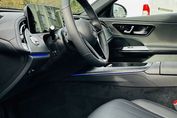 Mercedes Klasa E 300 de 4-Matic Exclusive