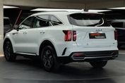 Kia Sorento 1.6 HEV M