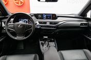 Lexus UX 250h F Impression