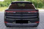 Porsche Cayenne Coupe E-Hybrid Black Edition