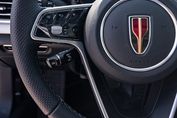 Hongqi H5 Deluxe 2.0T DSG