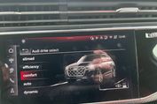 Audi Q7 SQ7 TFSI quattro