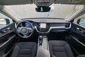Volvo XC60 B4 D AWD Momentum Pro aut