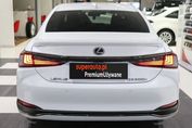 Lexus ES 300h F Sport Design