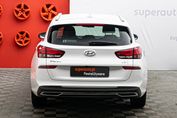 Hyundai i30 1.5 T-GDI Smart DCT
