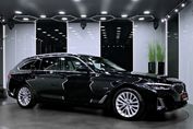 BMW Seria 5 530e Luxury Line sport-aut