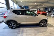 Volvo XC40 B3 Plus Dark