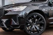 Volvo XC60 B5 AWD Ultra Black Edition