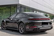 Porsche Panamera 4