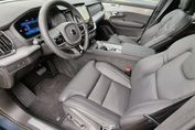 Volvo XC90 B5 AWD Ultra Black Edition