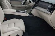 Volvo XC60 B5 AWD Ultra Bright