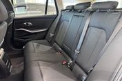 BMW Seria 3 Touring 318i Advantage