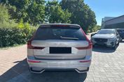 Volvo XC60 B5 AWD Plus Dark