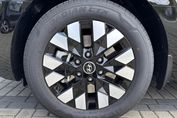 Hyundai Staria 1.6 T-GDI HEV Luxury aut