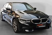 BMW Seria 3 Touring 320d xDrive Sport Line