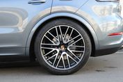 Porsche Cayenne Coupe E-Hybrid Black Edition