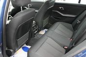 BMW Seria 3 318i aut