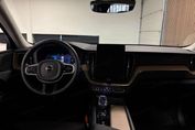 Volvo XC60 B5 AWD Plus Dark
