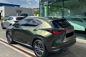 Lexus NX 450h+ Omotenashi 2.5 Hybrid Plug-in AWD