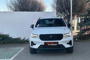 Volvo XC40 B4 Plus Black Edition aut