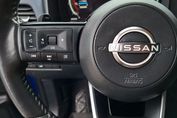 Nissan Qashqai DIG-T 4X4 Xtronic Teknaplus