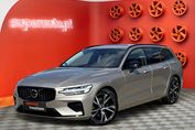 Volvo V60 B4 B Plus Dark