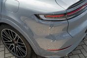 Porsche Cayenne Coupe E-Hybrid Black Edition