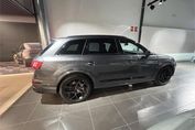 Audi Q7 55 TFSI e quattro S Line
