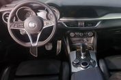 Alfa Romeo Stelvio 2.0 Turbo Executive Q4 aut