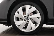 Volkswagen Golf Style 1.5 eTSI DSG