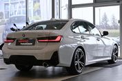 BMW Seria 3 330i M Sport sport-aut