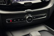 Volvo XC60 B4 B Momentum Pro aut