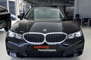 BMW Seria 3 318i Advantage