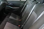 BMW Seria 3 330i xDrive M Sport