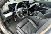 BMW Seria 5 Touring 520d xDrive M Sport