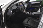 BMW Seria 5 520d xDrive Luxury Line aut