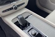 Volvo XC60 T6 Plug-In Hybrid AWD Plus Bright aut