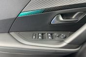 Peugeot 2008 Allure 1.2 PureTech EAT8