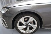 Audi A4 40 TDI S tronic