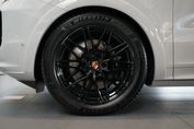 Porsche Cayenne E-Hybrid Black Edition
