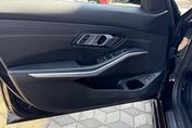 BMW Seria 3 320i Sport Line
