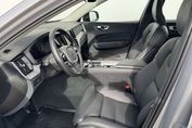 Volvo XC60 B5 B AWD Plus Dark
