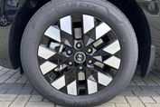 Hyundai Staria 1.6 T-GDI HEV Luxury aut