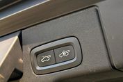 Volvo XC60 T8 Plug-In Hybrid AWD Ultimate Dark aut