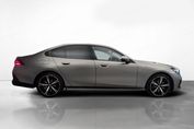 BMW Seria 5 540d xDrive mHEV M Sport aut
