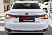 Lexus ES 300h F Sport Design