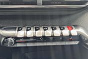 Peugeot 3008 1.2 PureTech S&S EAT8