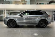 Porsche Cayenne Black Edition
