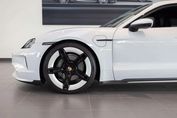 Porsche Taycan 4 Black Edition