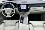 Volvo XC60 T8 Plug-In Hybrid AWD Plus Bright aut
